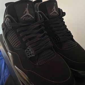 Jordan 4 black cat